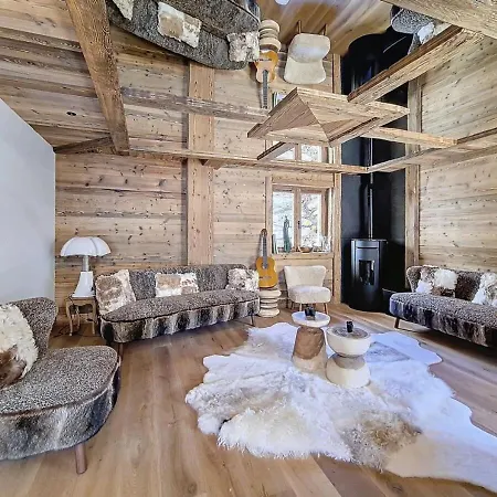 Bell Tower Apartment *